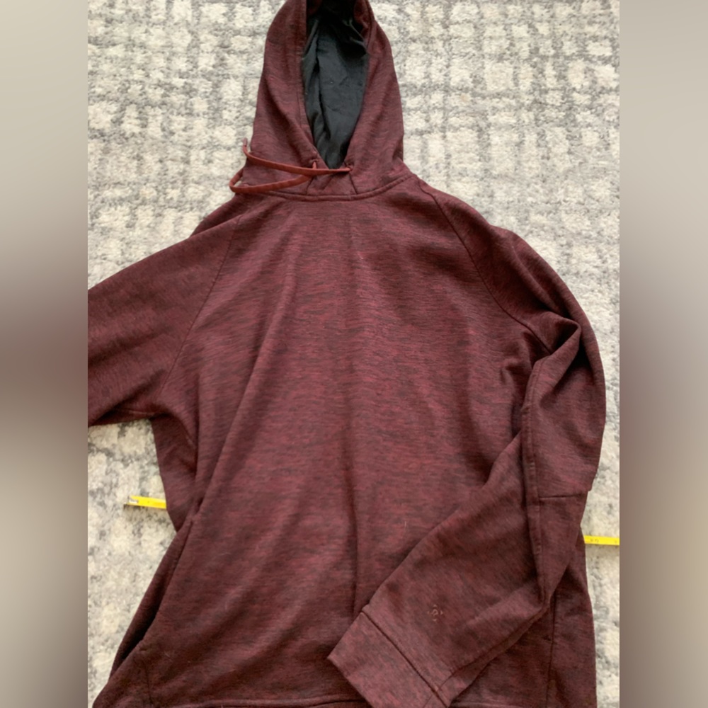 Warm Lululemon hooded sweatshirt